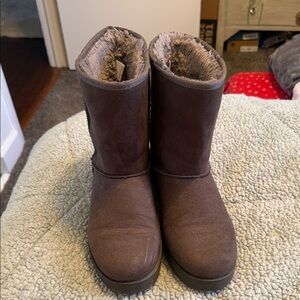 Women's grey Fur-Lined Boots